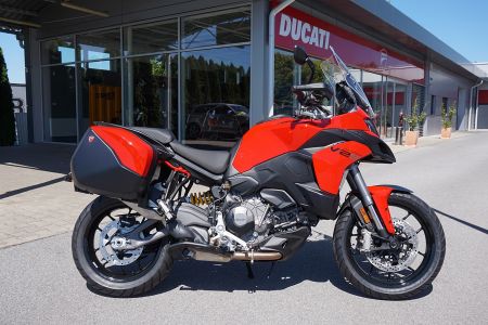 Ducati Multistrada V2S Travel}