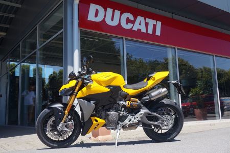Ducati Streetfighter V2S Yellov + Termignoni}