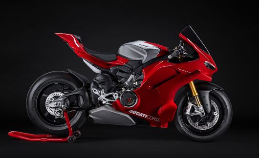 Nová Panigale V4 R