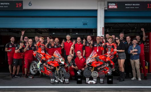 Aruba.it Racing - Ducati je už štvrtý rok po sebe korunovaná za tímového majstra sveta WSBK