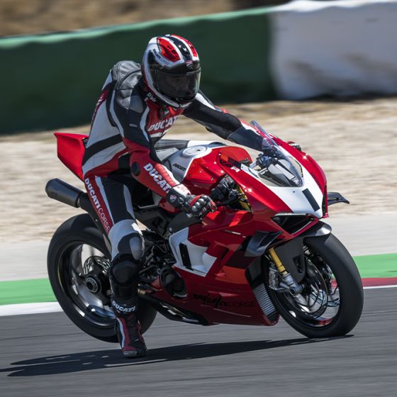 Panigale V4 R