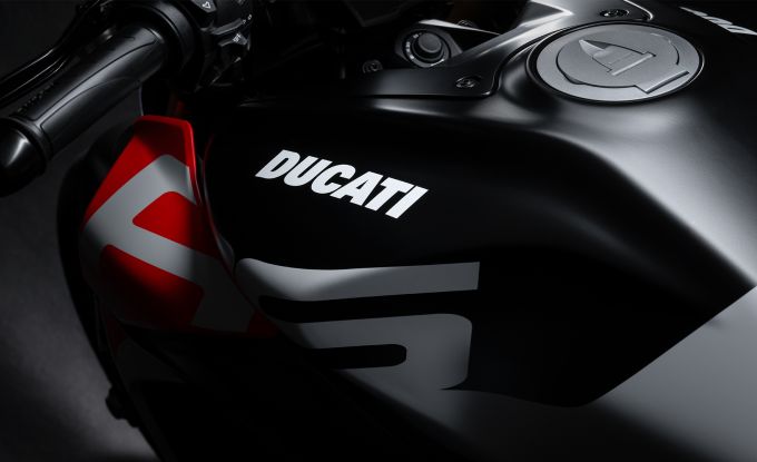 Diavel V4 RS