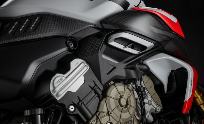 Diavel V4 RS