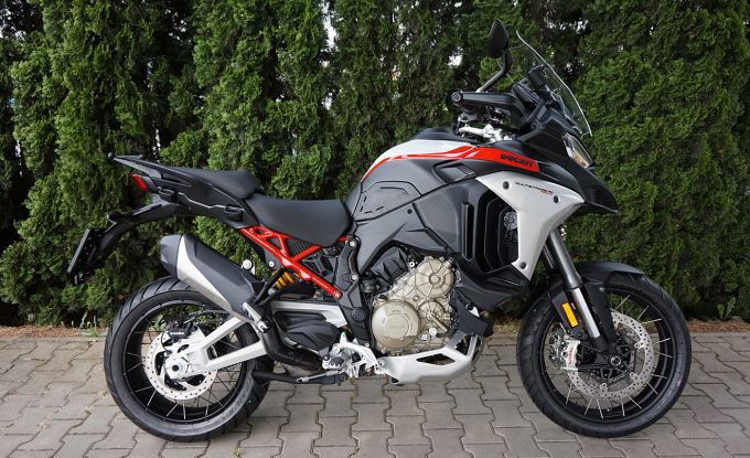 Ducati Multistrada V4S Rally Travel Adventure