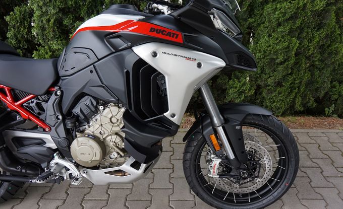 Ducati Multistrada V4S Rally Travel Adventure