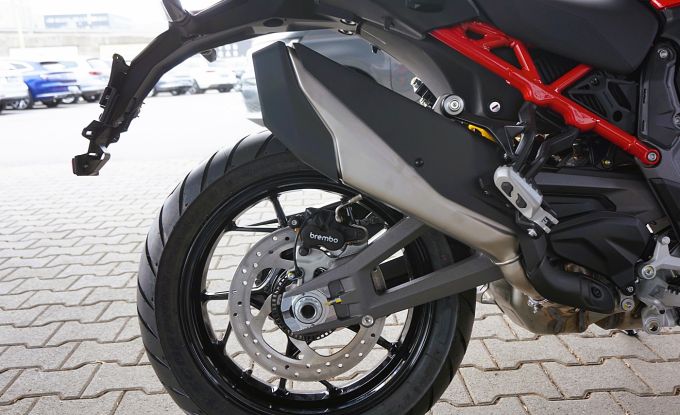 Ducati Multistrada V4S Radar / Day