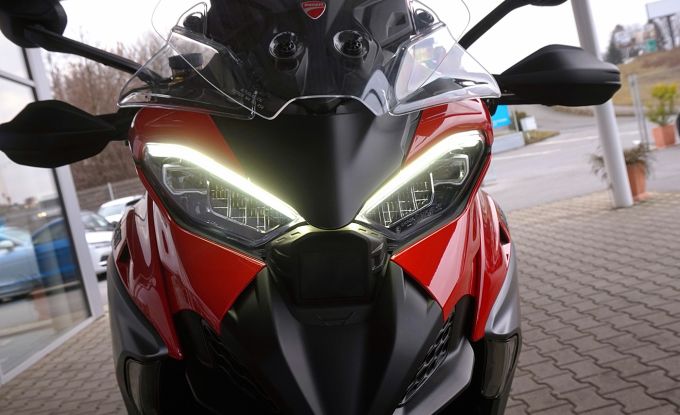 Ducati Multistrada V4S Radar / Day