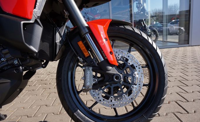 Ducati Multistrada V2S / Day