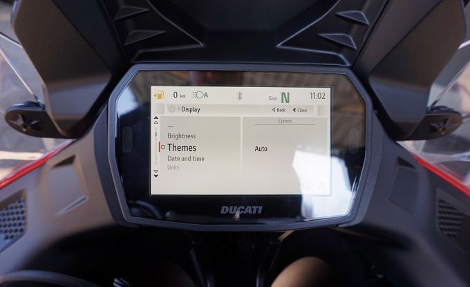 Ducati Multistrada V2S / Day