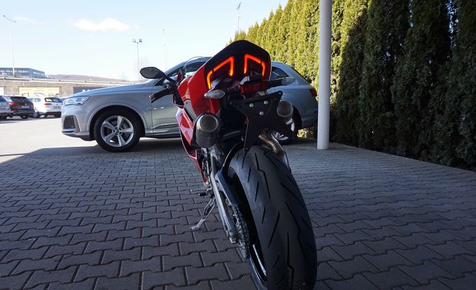 Ducati Panigale V2S