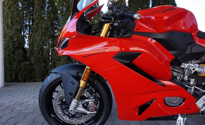 Ducati Panigale V2S