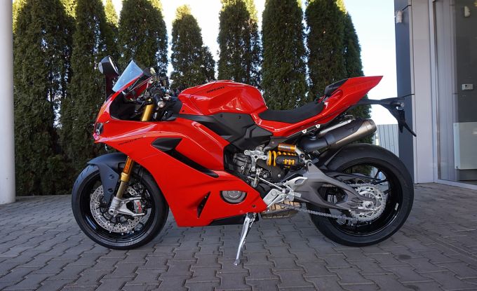 Ducati Panigale V2S