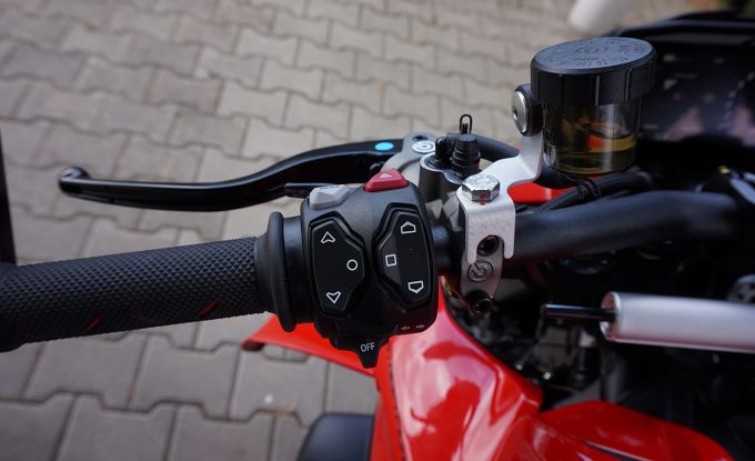 Ducati Streetfighter V4