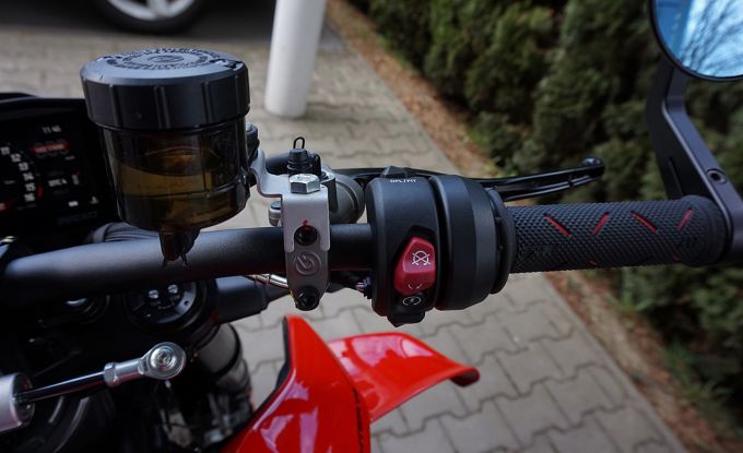Ducati Streetfighter V4