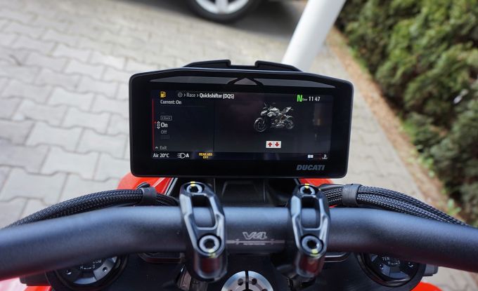 Ducati Streetfighter V4