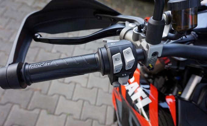 Ducati Hypermotard 698 MONO RVE