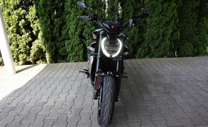 Ducati XDiavel V4