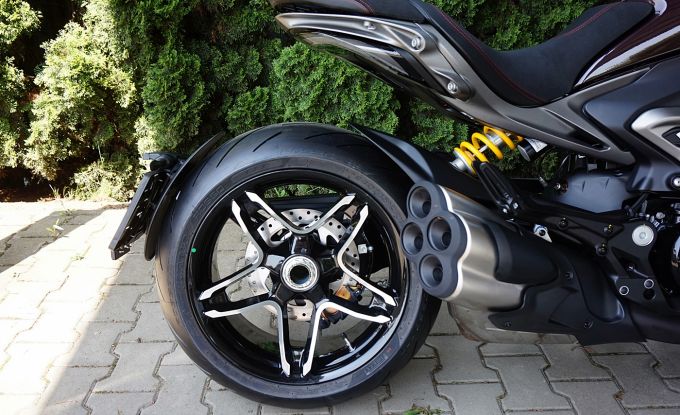 Ducati XDiavel V4
