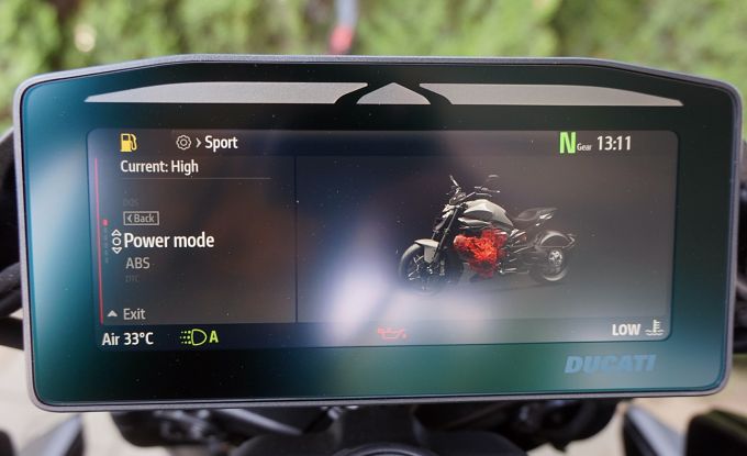 Ducati XDiavel V4