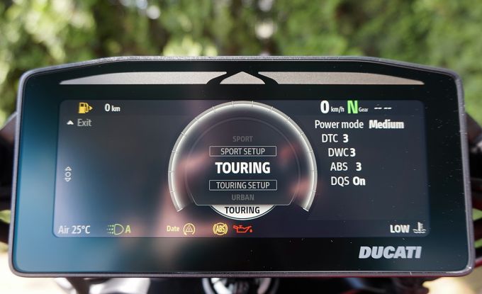 Ducati XDiavel V4