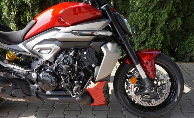 Ducati XDiavel V4