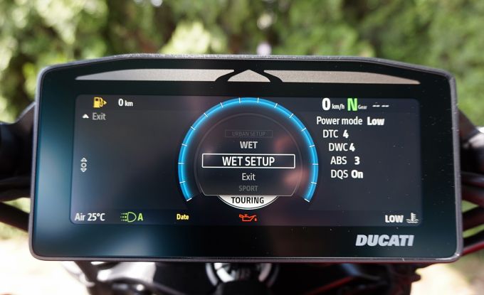 Ducati XDiavel V4