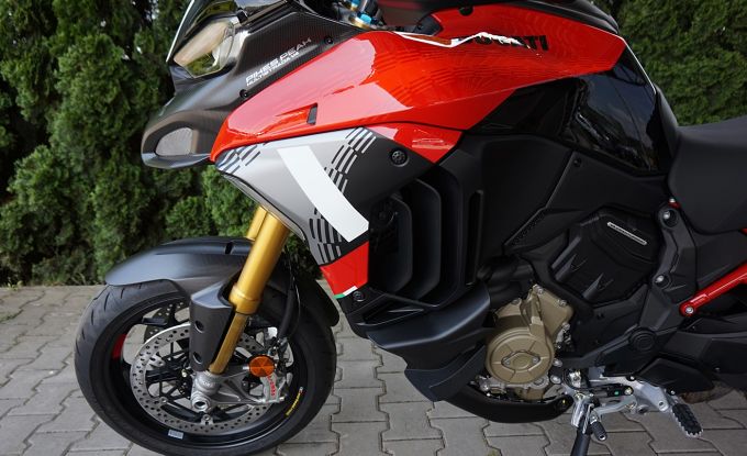 Ducati Multistrada V4 Pikes Peak 2025