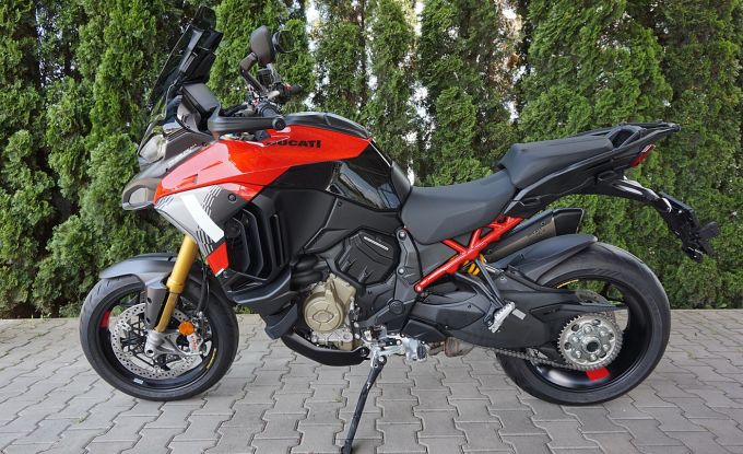 Ducati Multistrada V4 Pikes Peak 2025