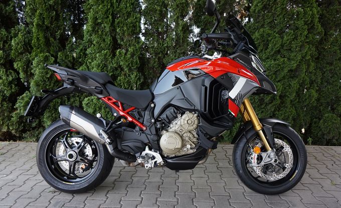 Ducati Multistrada V4 Pikes Peak 2025