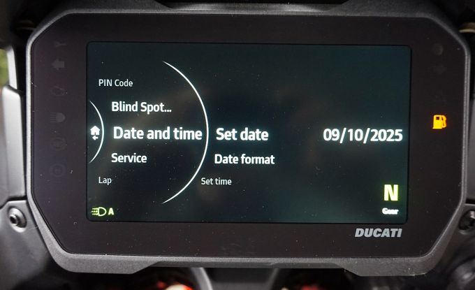 Ducati Multistrada V4S Radar