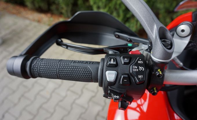Ducati Multistrada V4S Radar