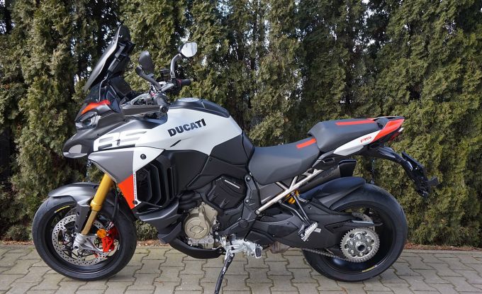 Ducati Multistrada V4 RS