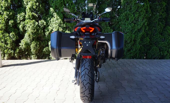 Ducati Multistrada V2S Travel