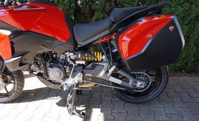 Ducati Multistrada V2S Travel