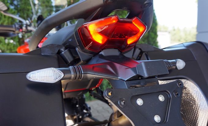Ducati Multistrada V2S Travel
