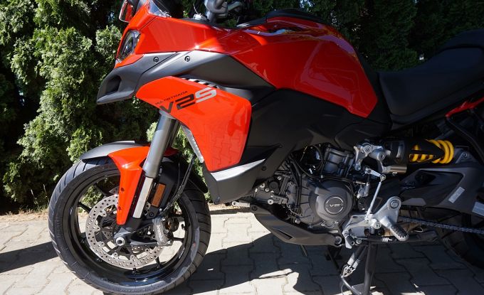Ducati Multistrada V2S Travel