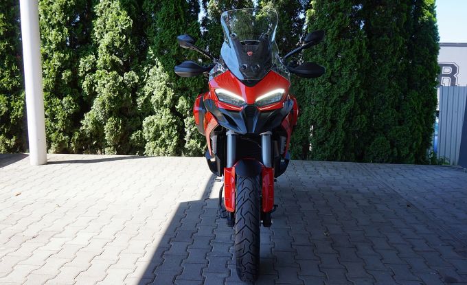 Ducati Multistrada V2S Travel