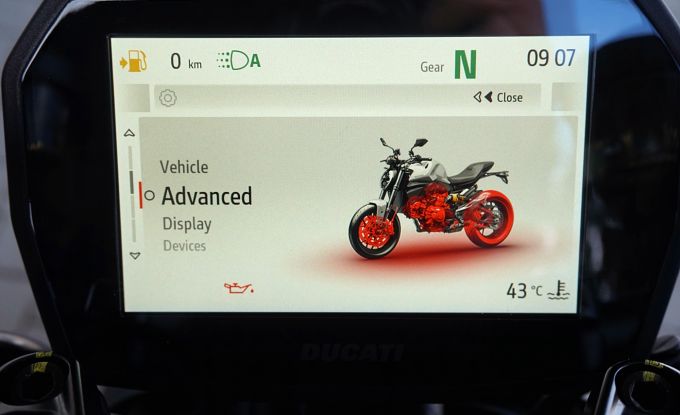 Ducati Monster 896