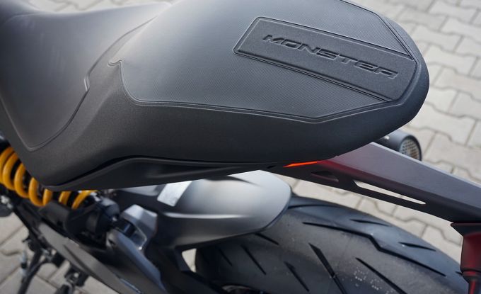Ducati Monster 896