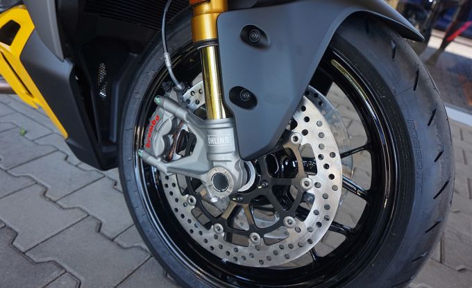 Ducati Streetfighter V2S Yellov + Termignoni