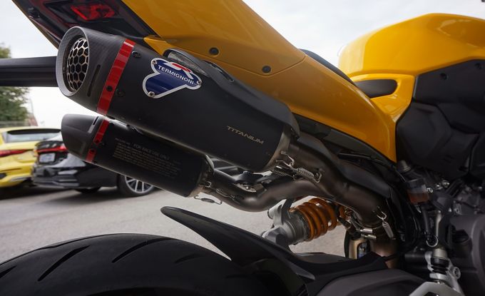 Ducati Streetfighter V2S Yellov + Termignoni
