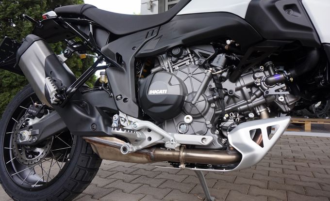 Ducati Desert X white