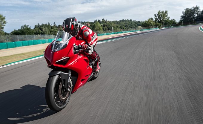 Panigale V2