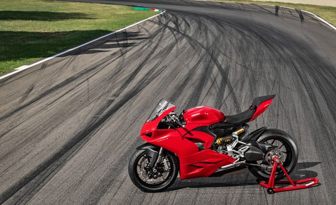 Panigale V2