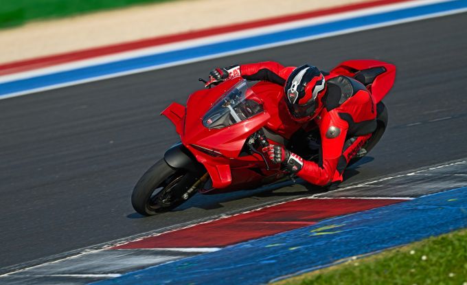 Panigale V4