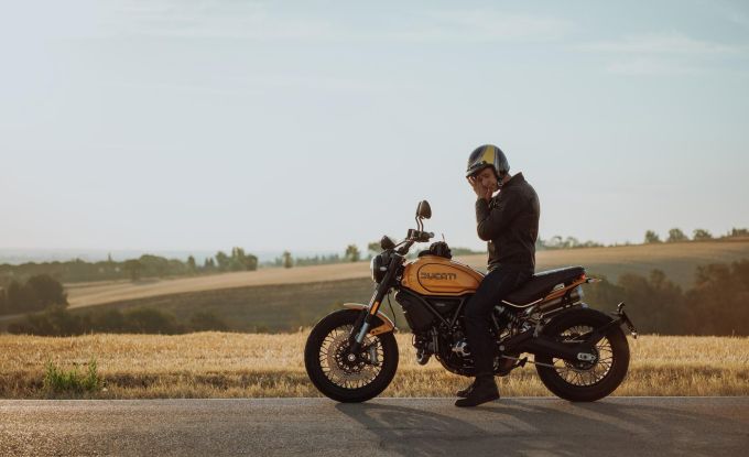 Scrambler 1100 Tribute PRO